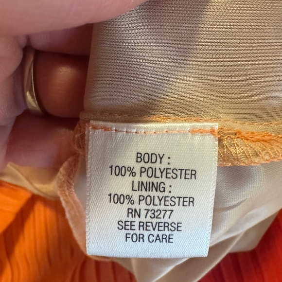 Women’s Orange Dana Bachman Colorblock Pleated Dress - Picture 4 of 6